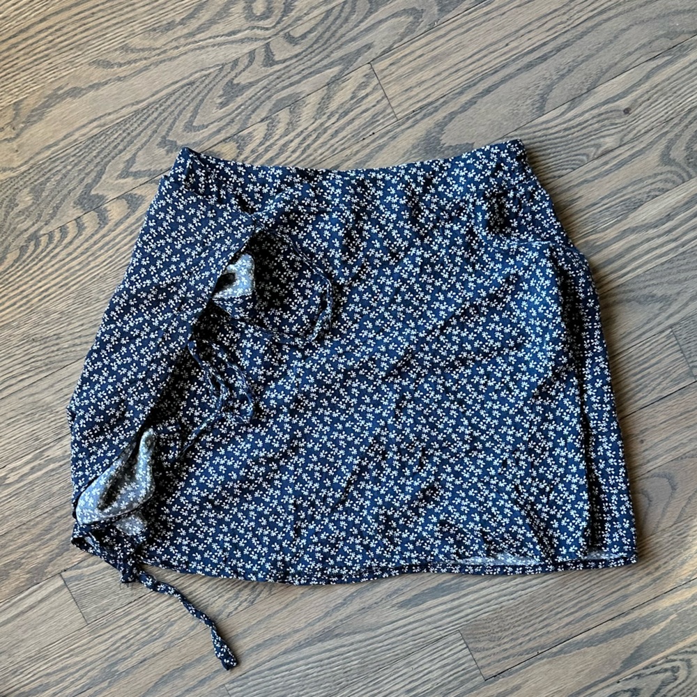Tie Floral Skirt